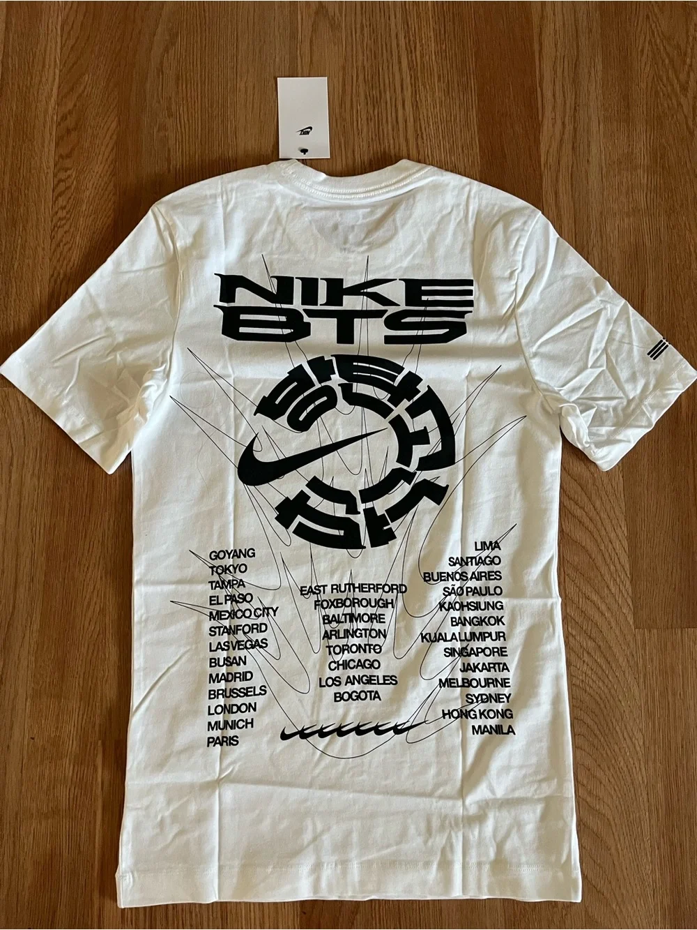 Nike BTS Collaboration Men’s Shirt White Size XS NEW